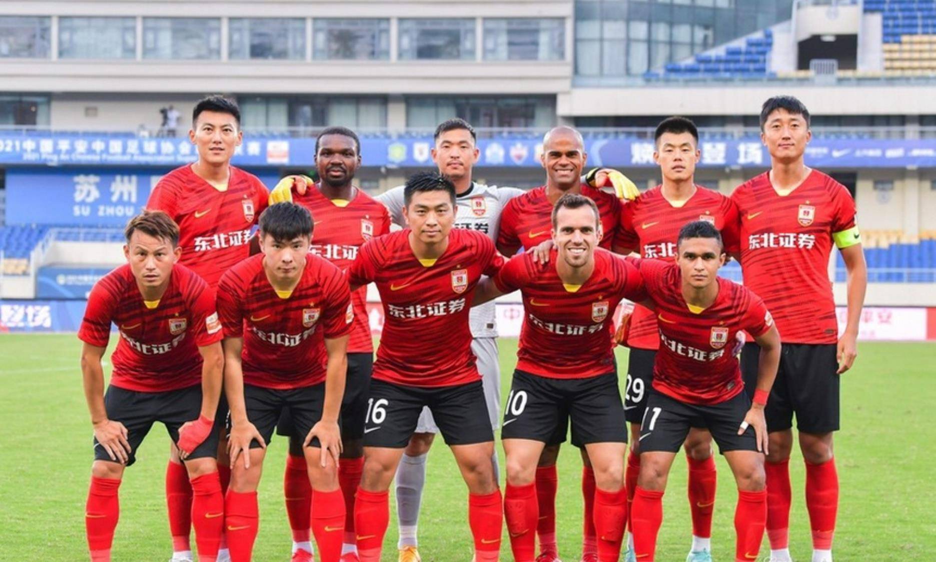 重返伯纳乌或迎球迷巨大嘘声，马卡头版：伯纳乌的“火灾隐患”